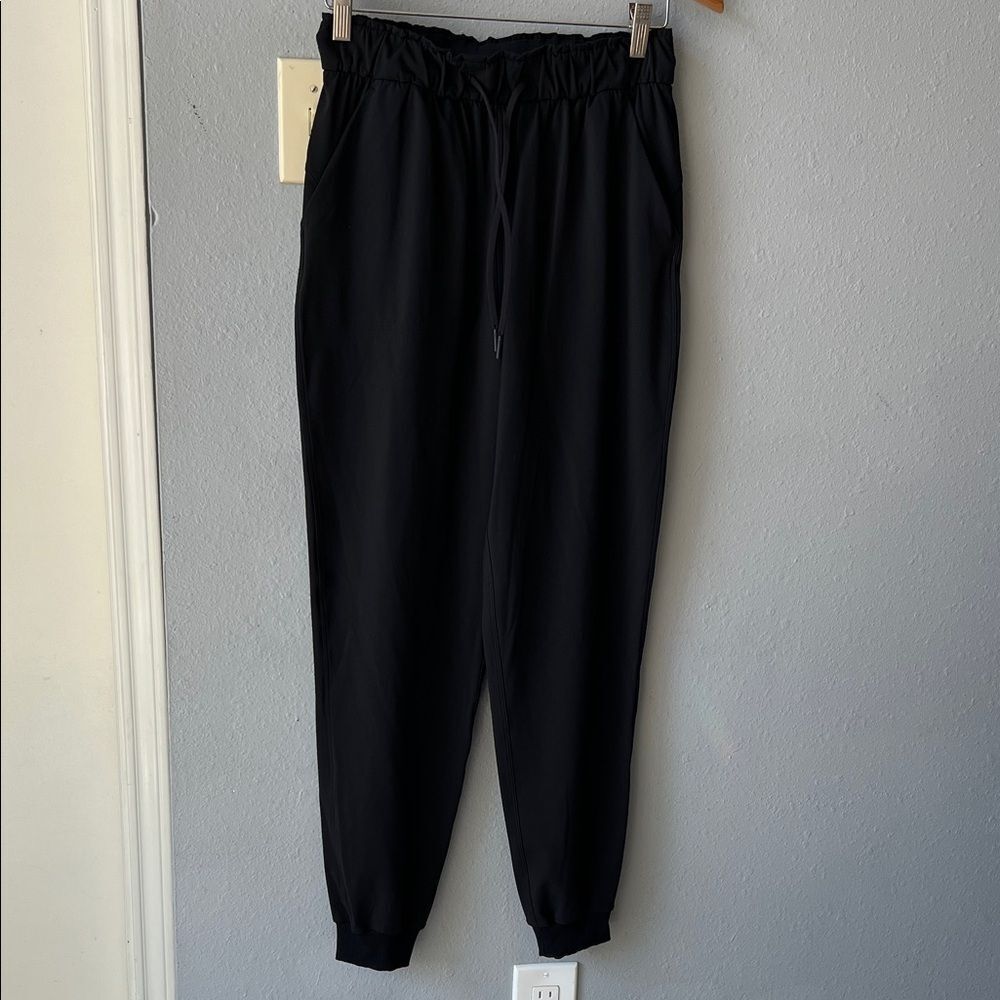 Lululemon Stretch High-Rise Jogger - Picture 2 of 10